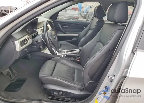 2007 BMW 328 Xi z USA, uszkodzony, nr VIN WBAVC93577KX58843